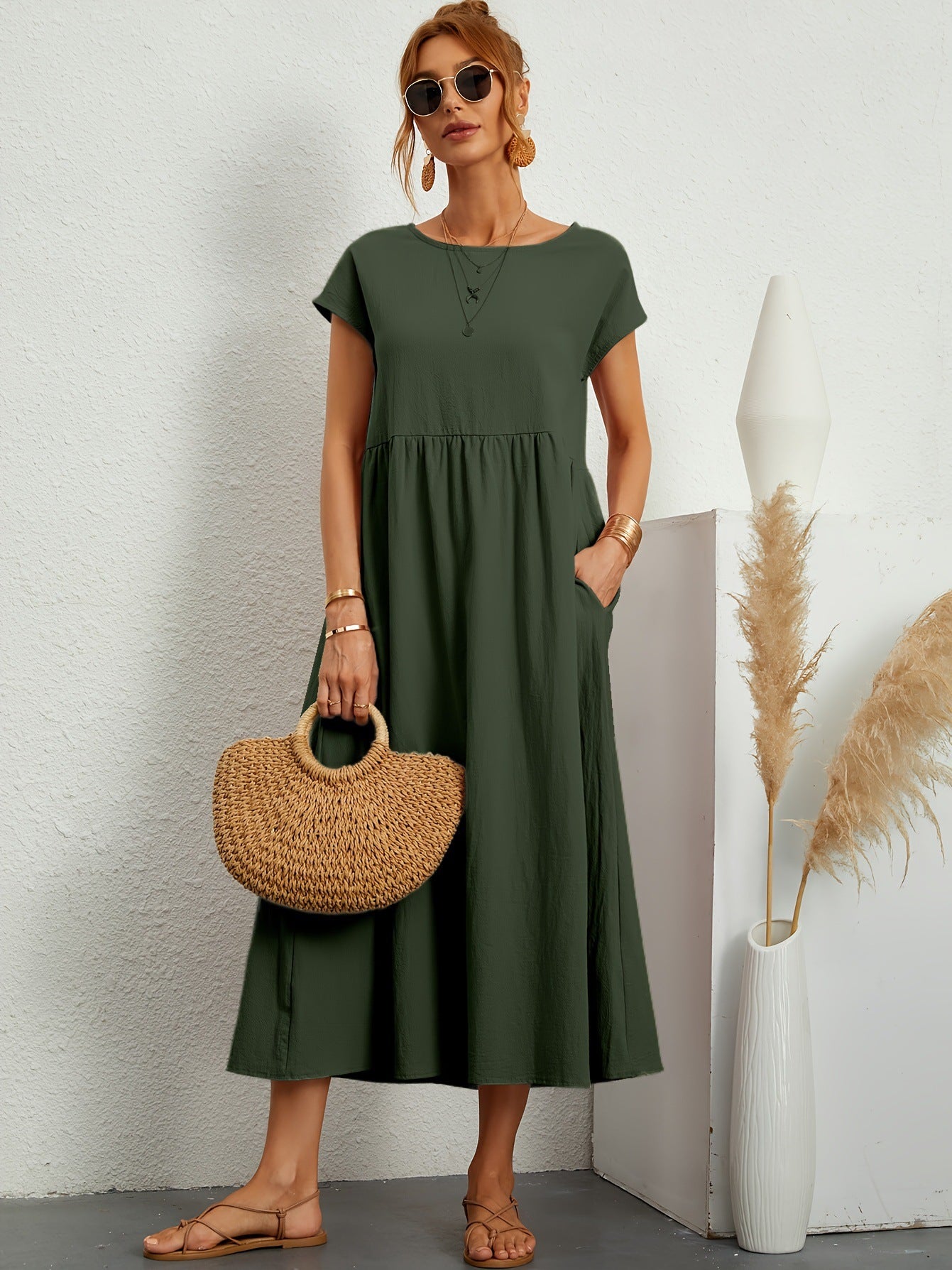 Robe Midi Fluide à Manches Courtes