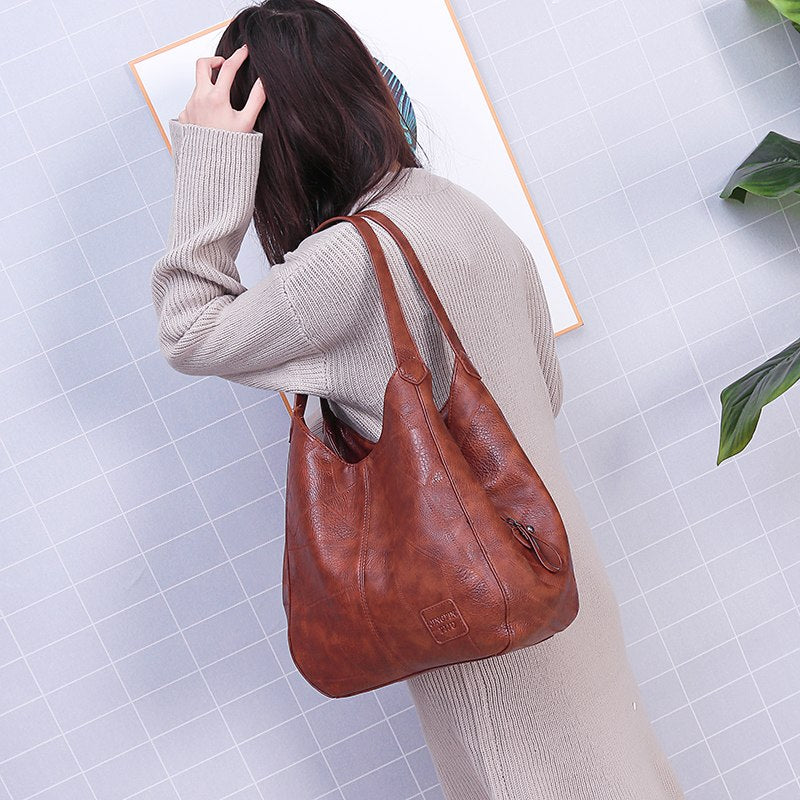 Sac hobo en cuir souple noir